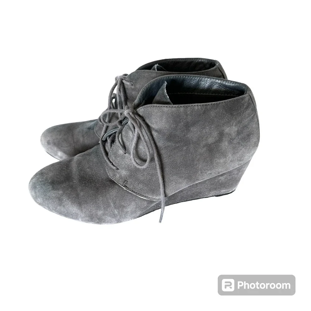 Vionic Becca Wedge Suede Lace‎ Up Elevated Booties Womens 9 Casual Classic